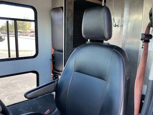 Used 2021 Ford Transit 350 Base image 29