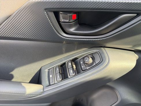 Certified 2025 Subaru Crosstrek 2.0i Premium image 24
