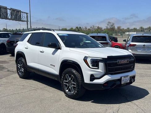 Used 2026 GMC Terrain AT4 AWD/4WD image 27