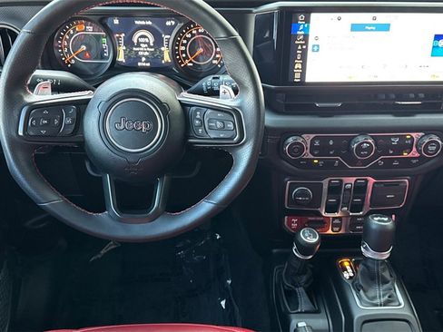 Used 2024 Jeep Wrangler Unlimited Rubicon 392 image 16