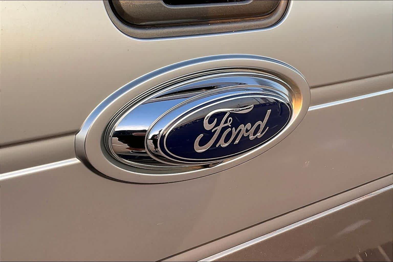 Used 2012 Ford F150 Platinum AWD/4WD image 31