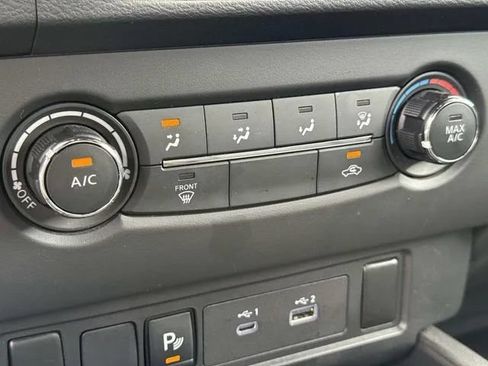 Used 2023 Nissan Frontier SV w/ Midnight Edition Package AWD/4WD image 38