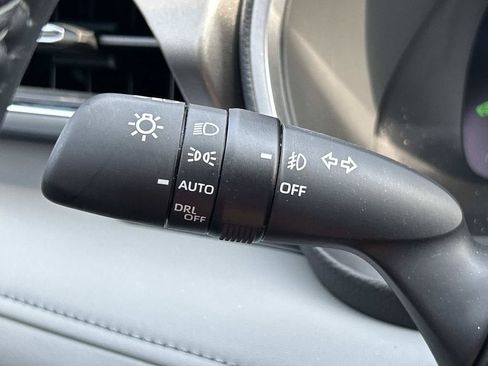 New 2026 Toyota Highlander Limited AWD/4WD image 39