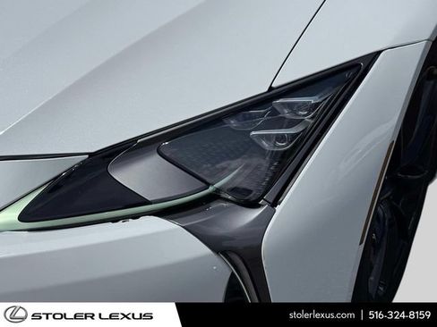 Used 2018 Lexus LC 500 Coupe w/ Touring Package RWD image 12