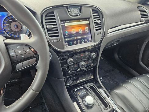 Used 2023 Chrysler 300 S image 19