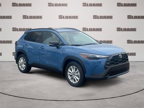 New 2026 Toyota Corolla Cross LE image 7