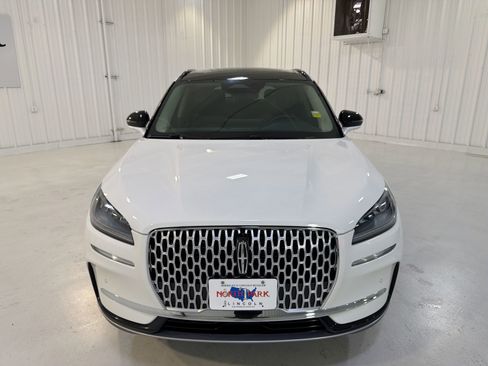 Used 2025 Lincoln Corsair FWD w/ Equipment Group 101A image 32