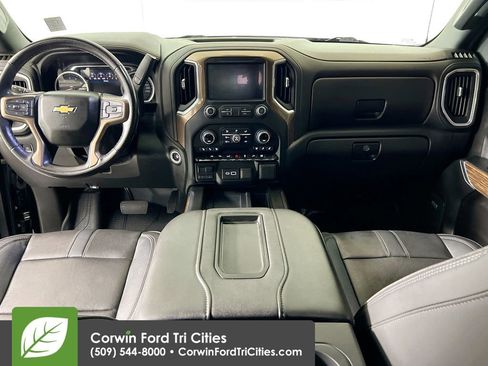 Used 2022 Chevrolet Silverado 1500 High Country w/ Technology Package image 7