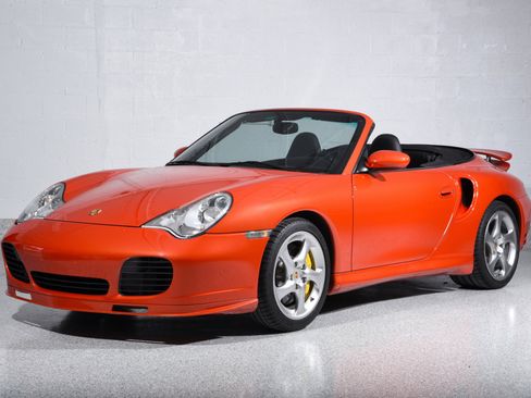 Used 2005 Porsche 911 Turbo AWD/4WD image 2