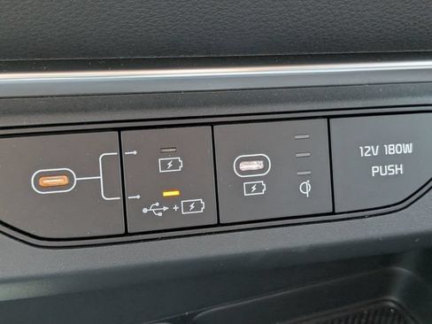 Certified 2026 Kia Carnival SX Prestige FWD image 22