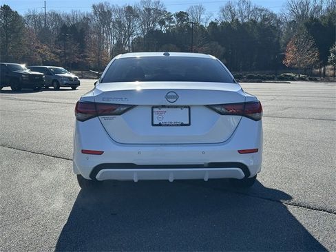 Certified 2025 Nissan Sentra SV image 7