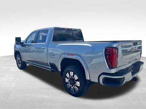 Used 2024 GMC Sierra 2500 Denali w/ Denali Reserve Package image 7