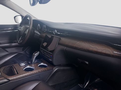 Used 2021 Maserati Quattroporte S image 30