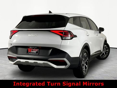 Used 2024 Kia Sportage EX FWD image 6
