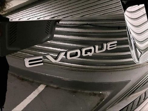 Certified 2025 Land Rover Range Rover Evoque S AWD/4WD image 7