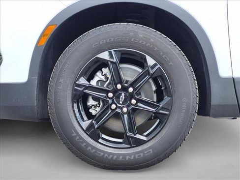New 2026 Chevrolet Blazer LT w/ Midnight/Sport Edition FWD image 18