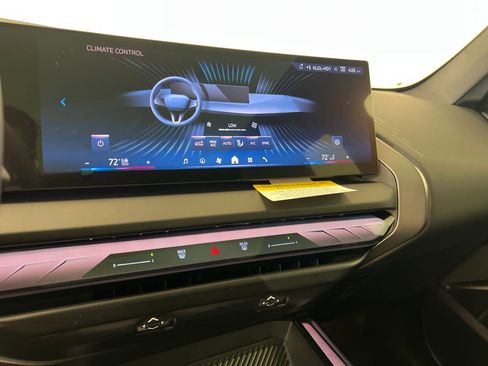 Used 2026 BMW X3 xDrive30 w/ Premium Package image 29