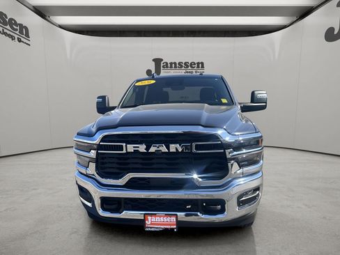 Used 2026 RAM 2500 Big Horn AWD/4WD image 7