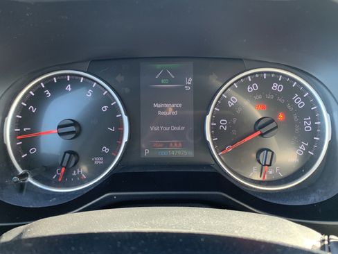 Used 2020 Toyota RAV4 LE w/ All Weather Liner Package image 21