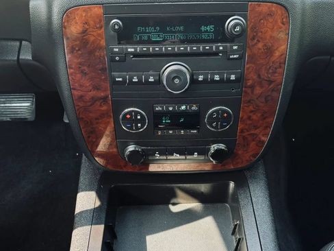 Used 2012 Chevrolet Avalanche LT w/ All-Star Edition AWD/4WD image 34