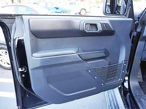 Used 2025 Ford Bronco Outer Banks image 22