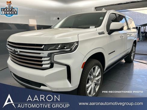 Used 2023 Chevrolet Suburban High Country image 1