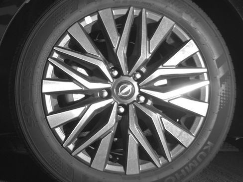 Used 2025 Nissan Altima 2.5 SV image 12