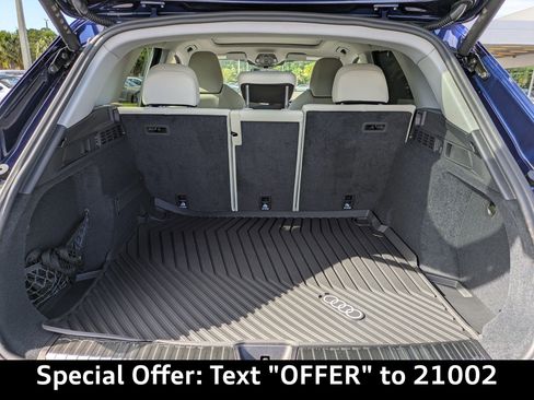 New 2025 Audi Q5 Prestige image 13