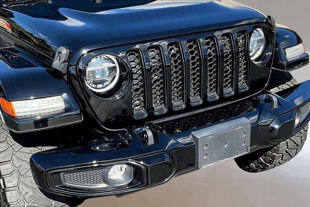 Used 2022 Jeep Gladiator Overland AWD/4WD image 30