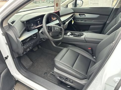 Used 2025 Nissan Murano SL AWD/4WD image 9