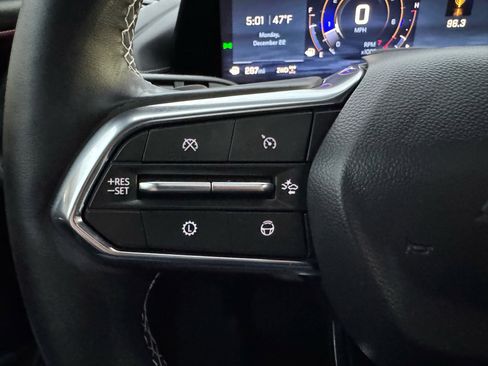 Used 2025 Chevrolet Traverse Z71 w/ Enhanced Driving Package image 24