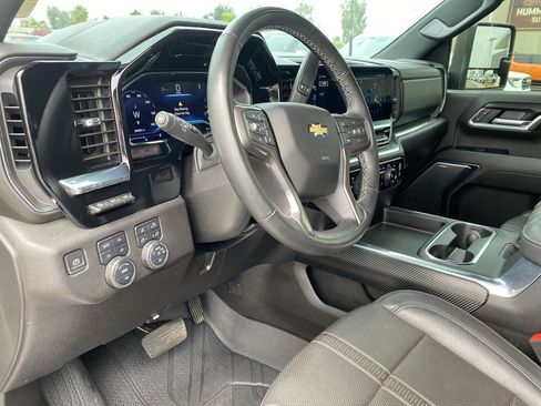 Used 2024 Chevrolet Silverado 3500 High Country w/ High Country Premium Package image 10