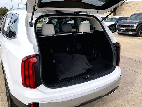 Used 2024 Kia Telluride S w/ S Sunroof Package image 17