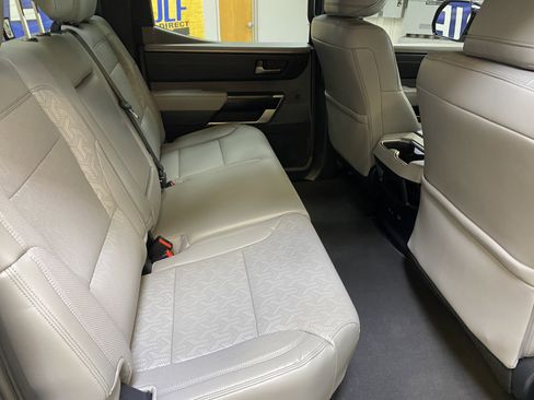 Used 2025 Toyota Tundra Limited image 30