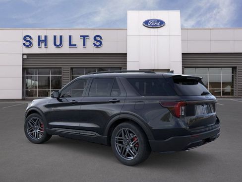 New 2026 Ford Explorer ST-Line w/ ST-Line Street Pack image 4