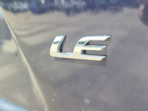 Used 2022 Toyota Corolla LE FWD image 29