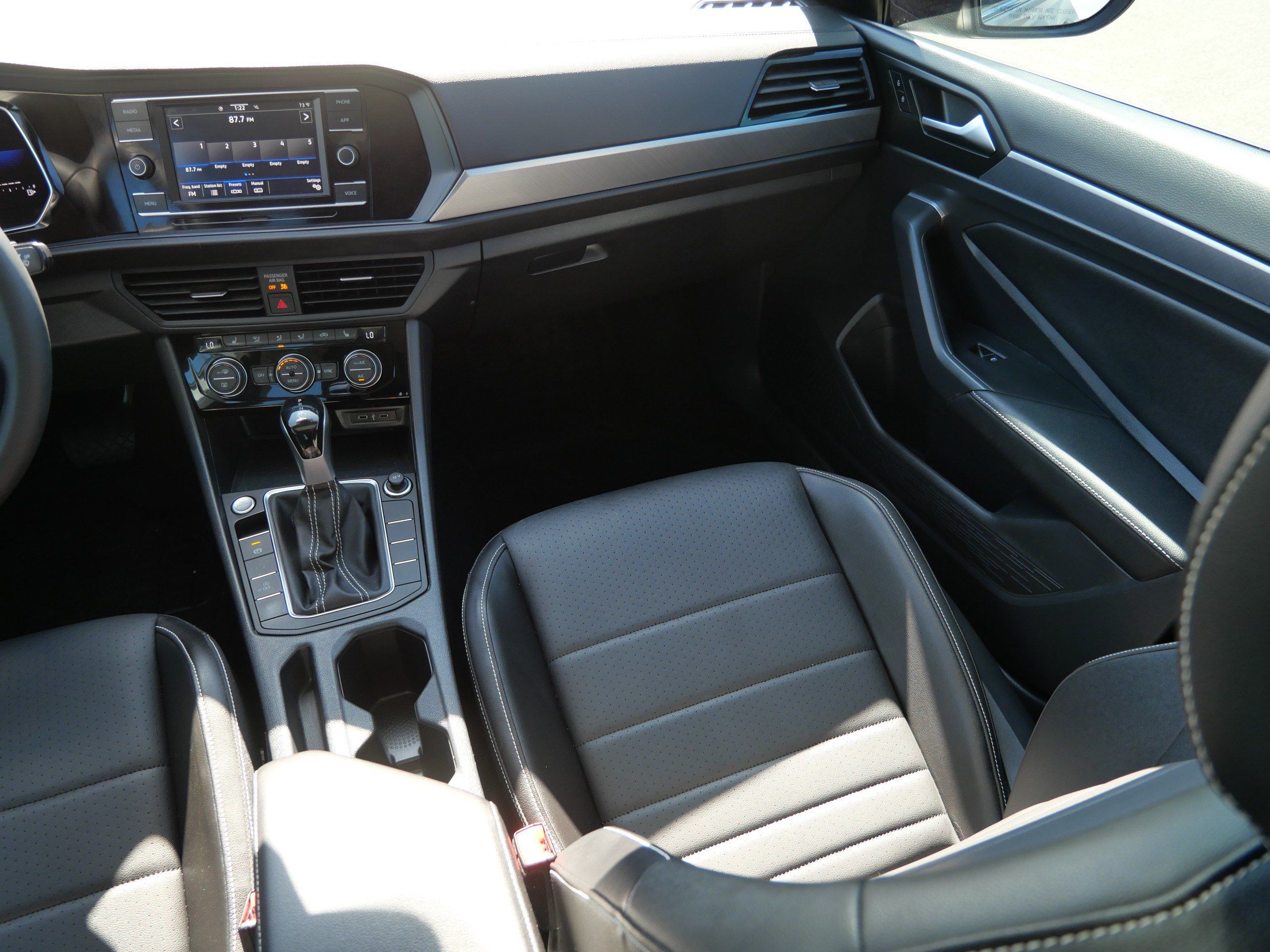Used 2022 Volkswagen Jetta SE FWD image 10
