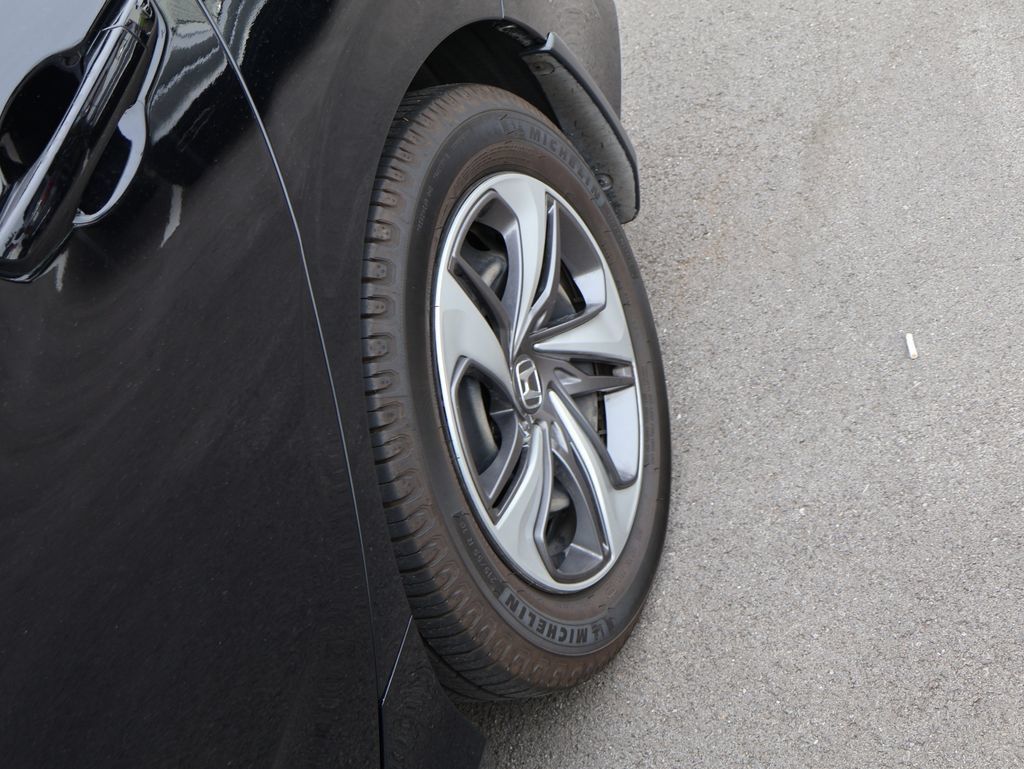 Used 2019 Honda Civic LX image 30