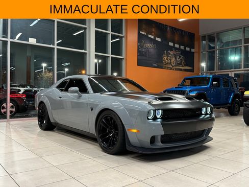 Used 2020 Dodge Challenger SRT Hellcat Redeye image 1