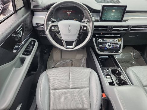 Used 2022 Lincoln Corsair Reserve w/ Elements Package image 11