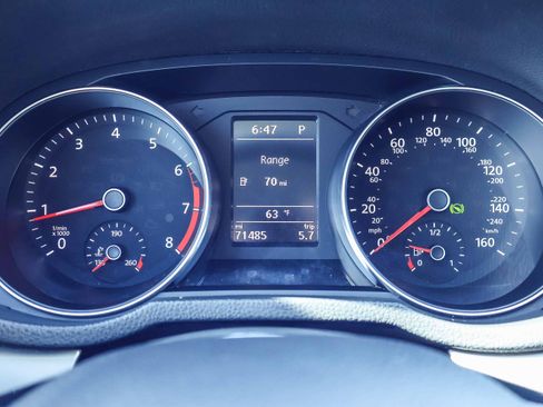 Used 2016 Volkswagen Passat 1.8T S image 11