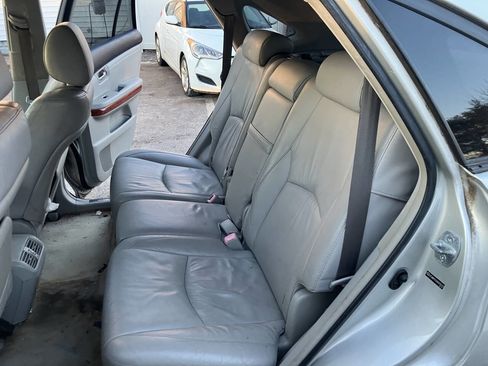Used 2004 Lexus RX 330 AWD image 24