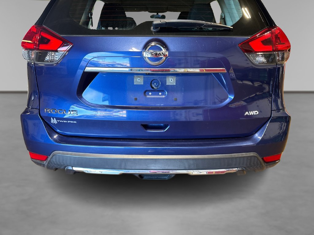 Used 2018 Nissan Rogue S AWD/4WD image 15