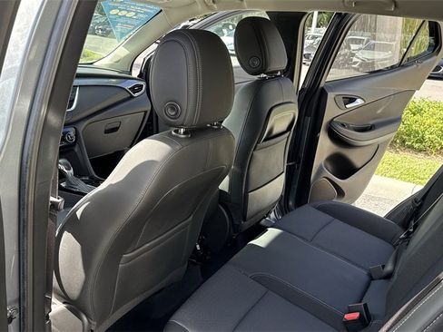 Used 2022 Buick Encore GX Select image 35