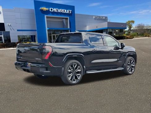 Used 2025 GMC Sierra EV Denali AWD/4WD image 26
