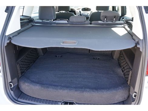 Used 2017 Ford C-MAX SE image 27