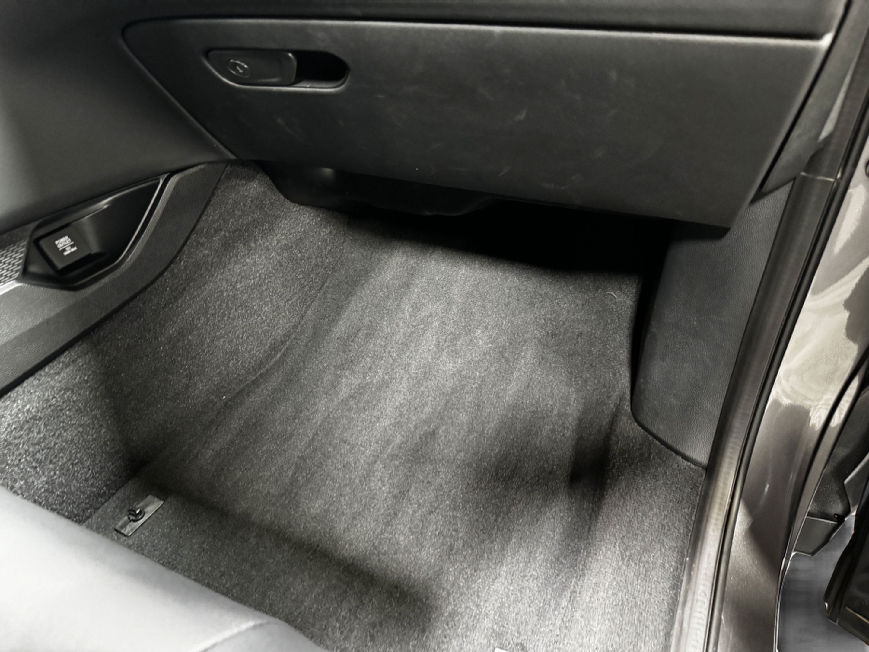 Certified 2026 Acura MDX FWD image 30