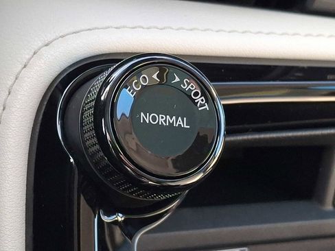 Certified 2025 Lexus NX 350 Luxury image 21