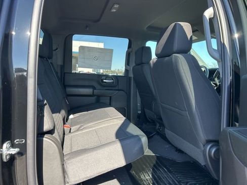 New 2026 Chevrolet Silverado 2500 Custom w/ Custom Value Package AWD/4WD image 31