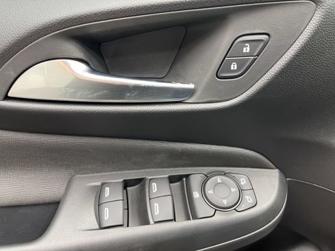 New 2026 Buick Envista Sport Touring w/ Convenience I Package FWD image 7